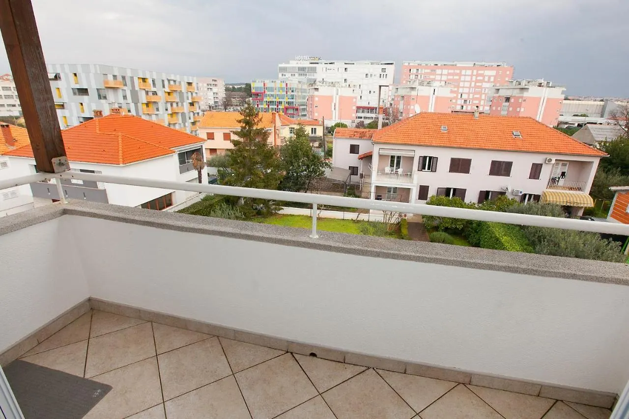 Sunny & Relaxing Apartment Zadar 0*,